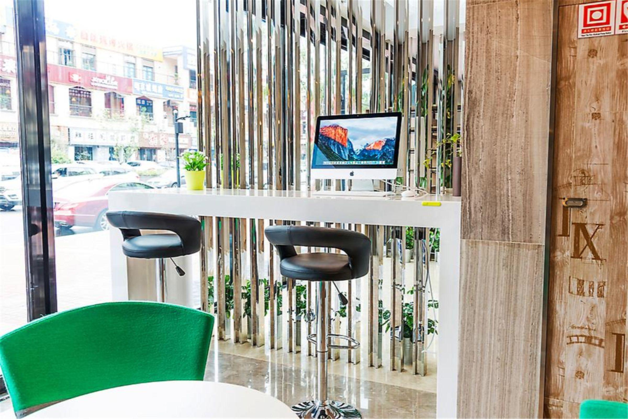 Ibis Styles Nantong Development Zone Shimao Plaza Hotel Kültér fotó