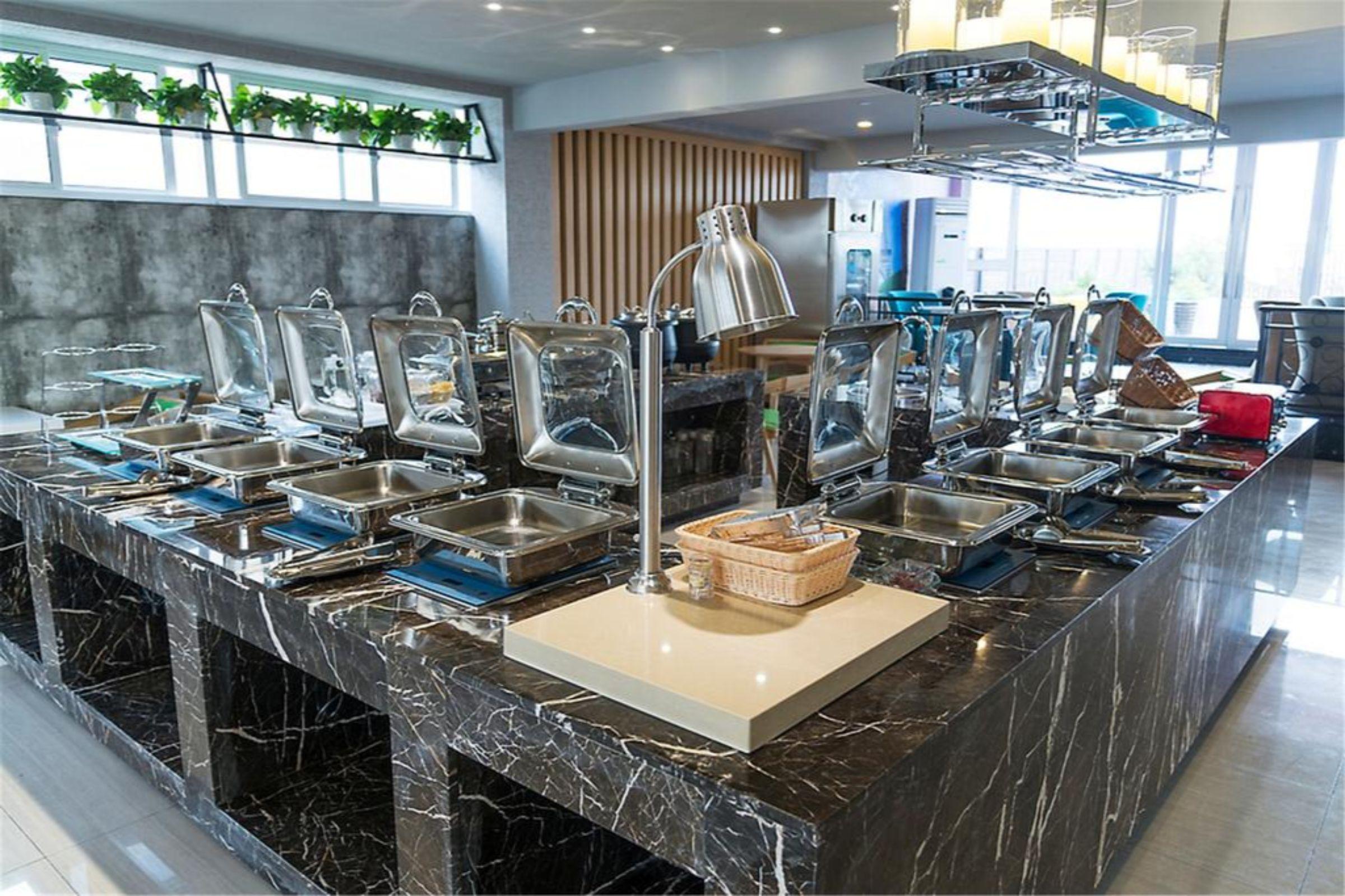 Ibis Styles Nantong Development Zone Shimao Plaza Hotel Kültér fotó