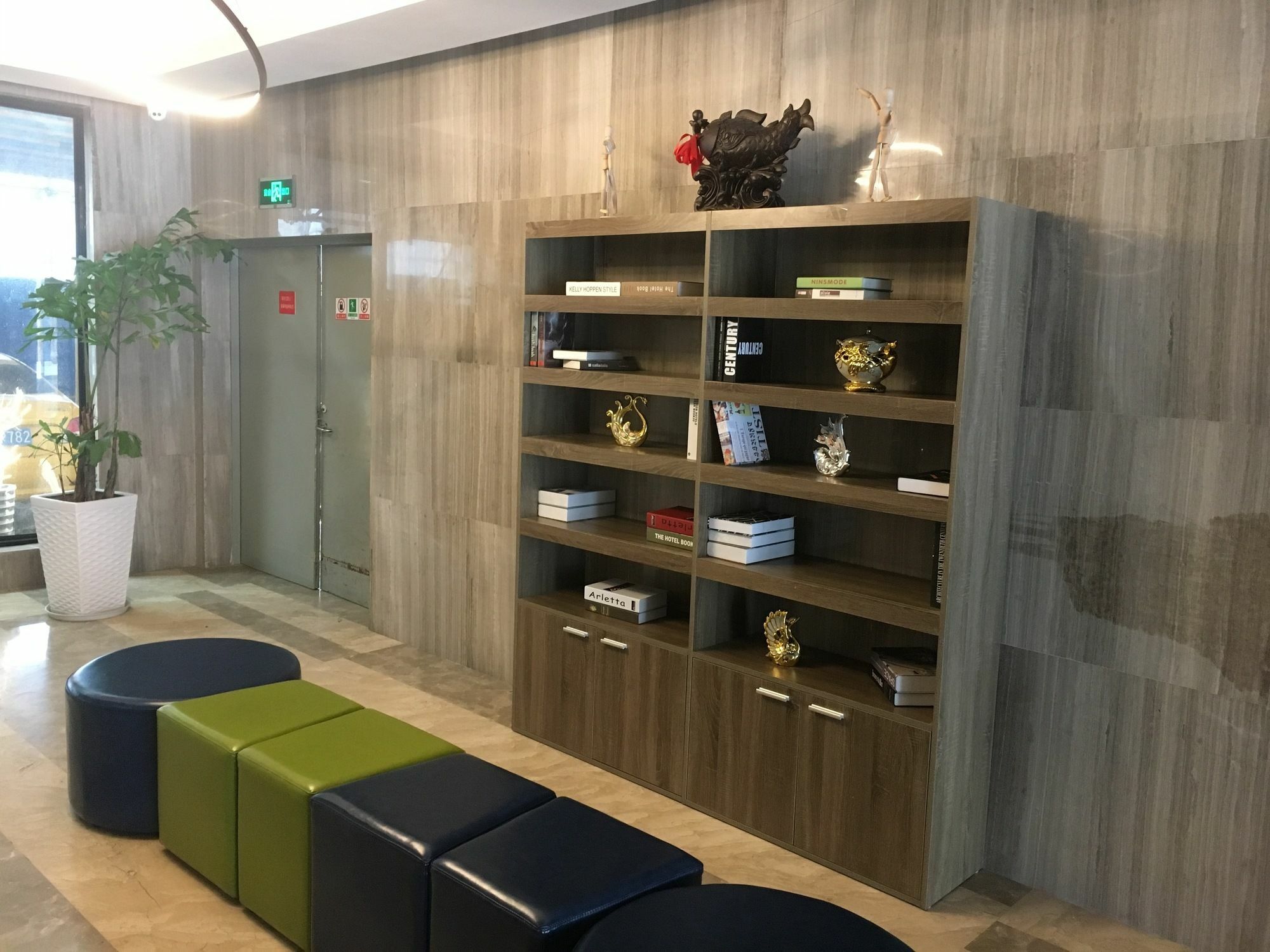 Ibis Styles Nantong Development Zone Shimao Plaza Hotel Kültér fotó